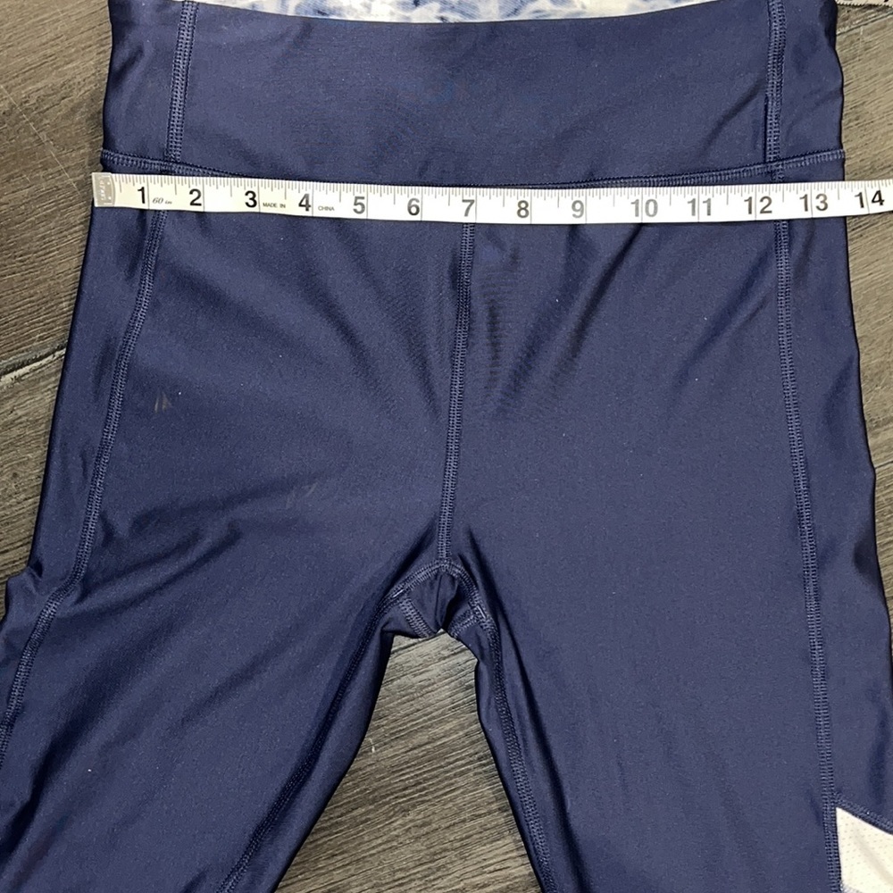 Under Armour Compression Alpha Heat Gear Tie Dye Capri Size Medium Blue/White - Picture 11 of 11